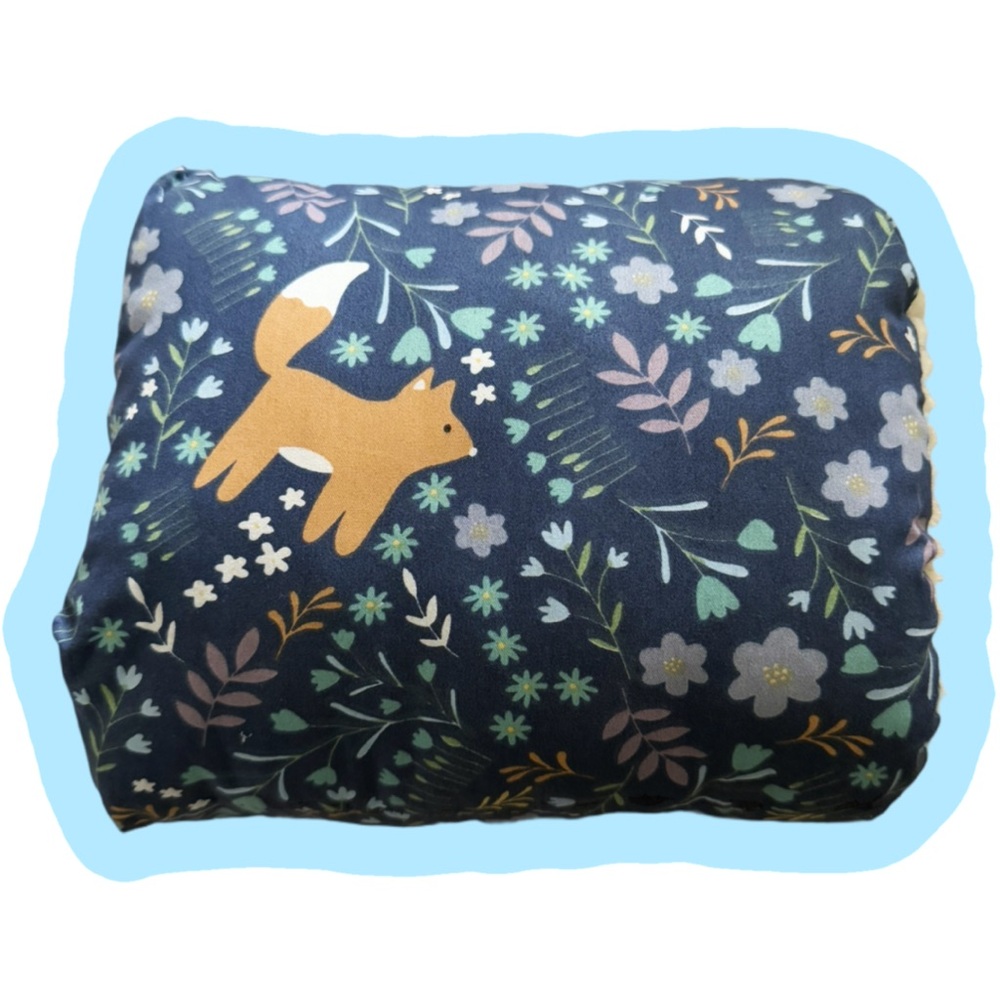 Cozy Cradle Feeding Pillow
